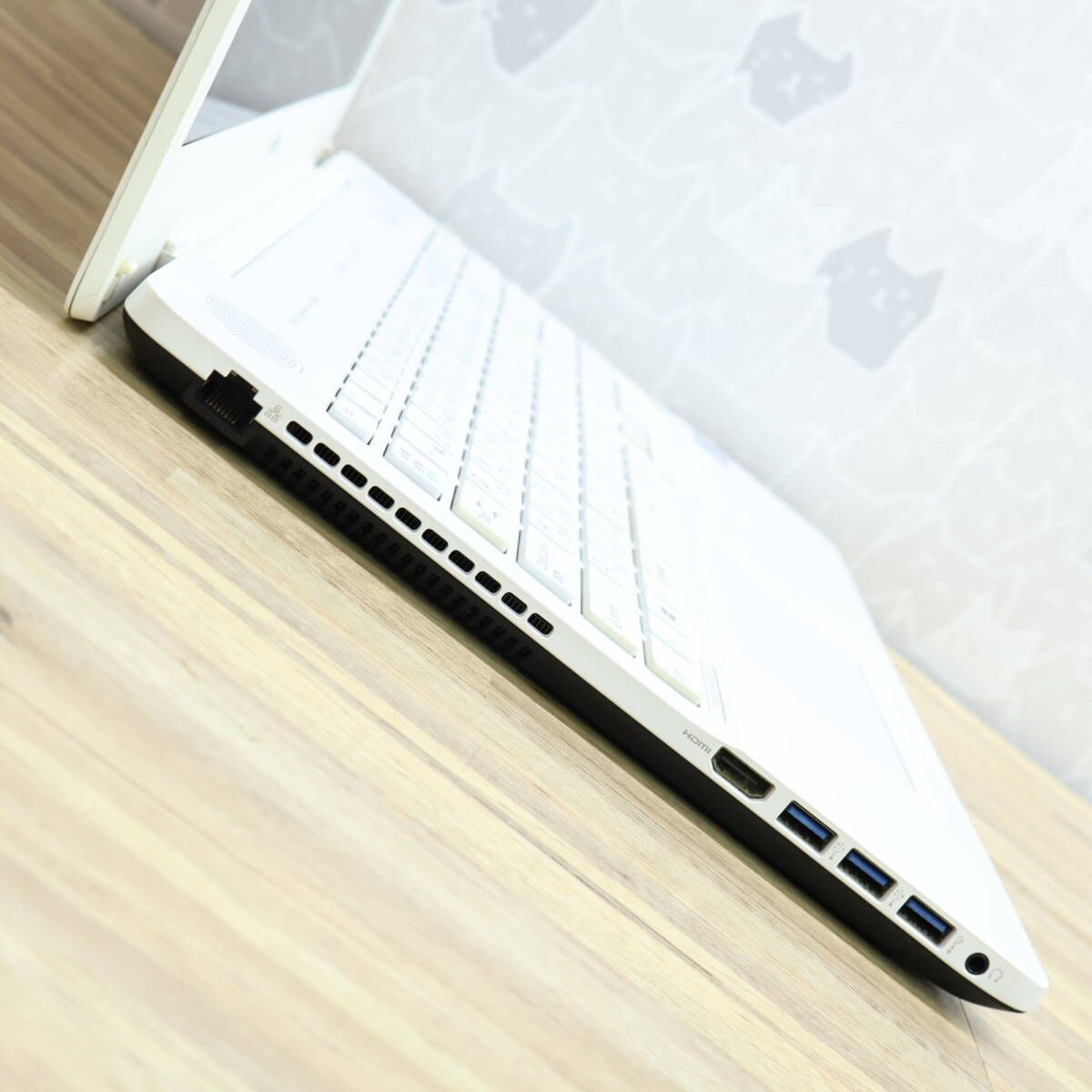 ☆美品 高性能6世代i3！SSD128GB メモリ8GB☆A45X Core i3-6100U Web