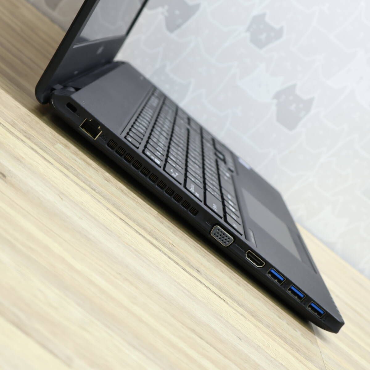 ☆美品 高性能8世代i3！SSD128GB メモリ8GB☆A359/BX Core i3-8130U