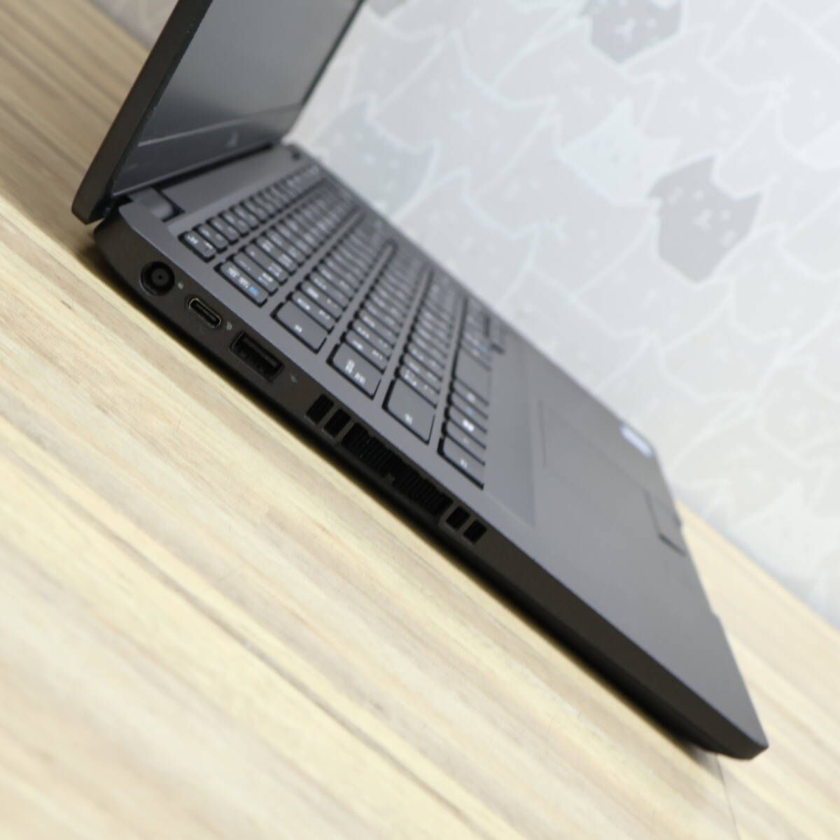 美品 Core i7/SSD512GB/16GBメモリ DELL Latitude 5400 - メルカリ