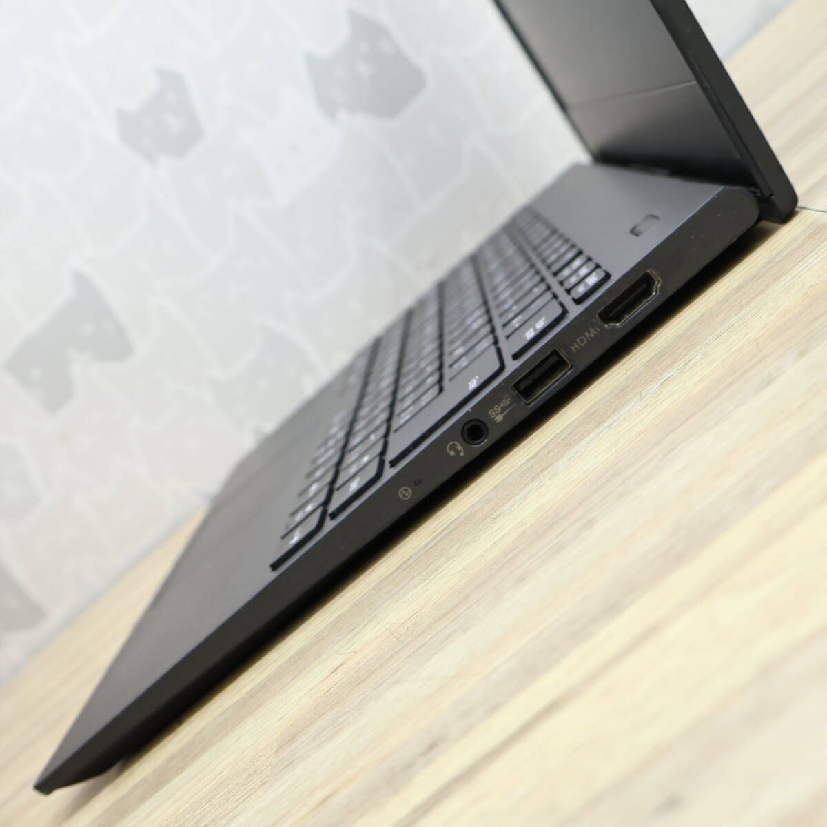 美品 最上級10世代4コアi7！M.2 NVMeSSD256GB メモリ16GBVKV18G-7 Core