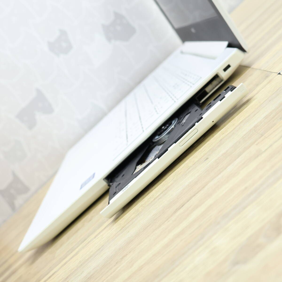☆超美品 高性能7世代i3！大容量500GB メモリ8GB☆NS300M Core i3