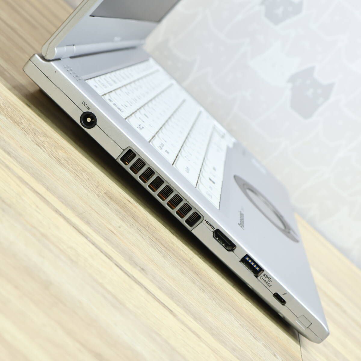 美品 CF-LV9 i7-10810U SSD512GB 16GB LTE - メルカリ
