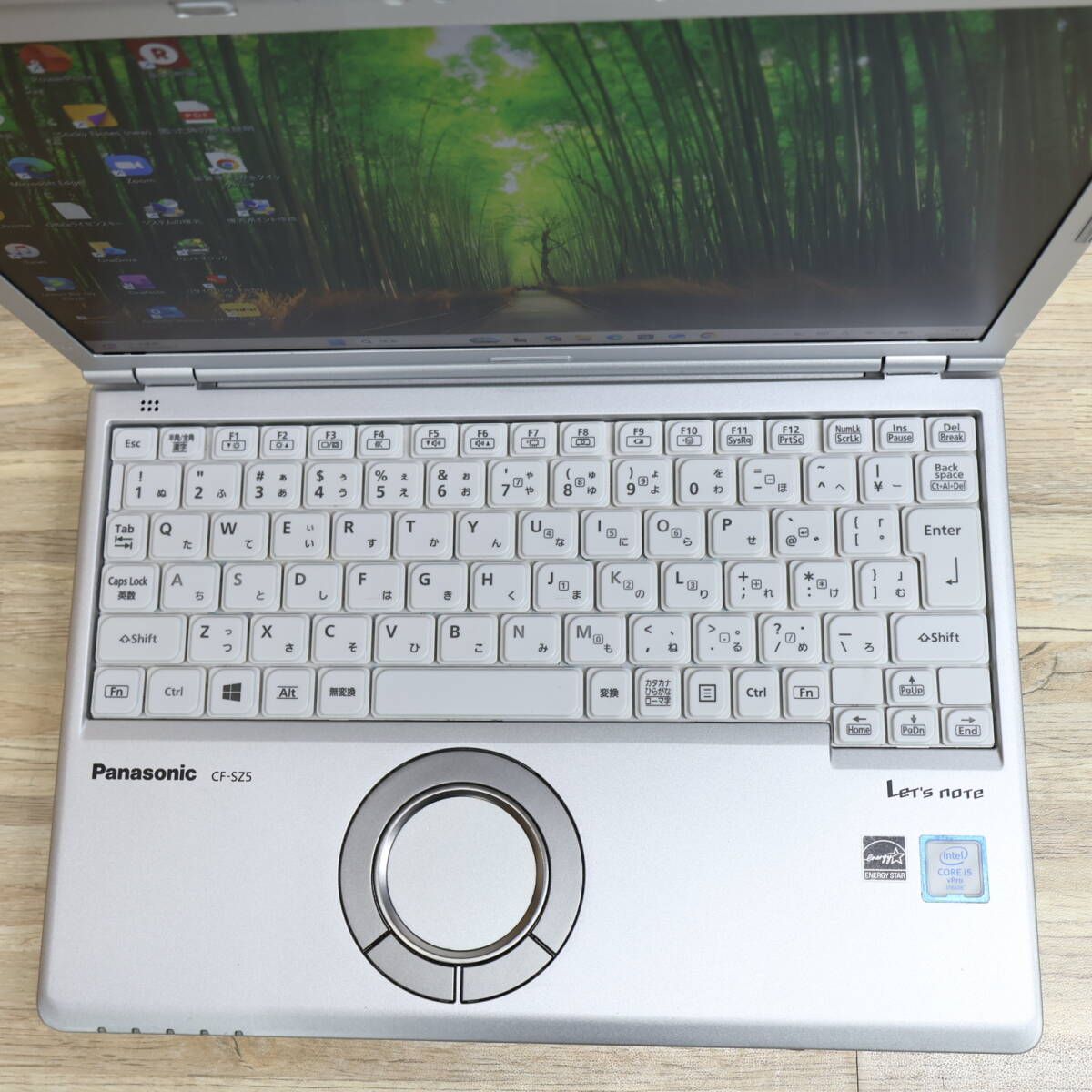 ☆超美品 高性能6世代i5！SSD256GB メモリ8GB☆CF-SZ5 Core i5-6300U
