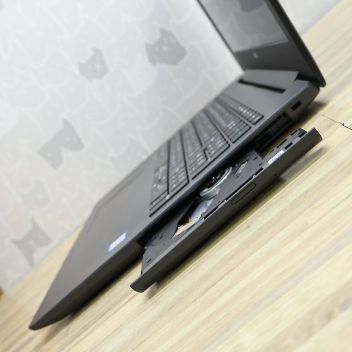 美品！Core i3 Win11 Webカメラ 1TB SSD Office2024 - メルカリ
