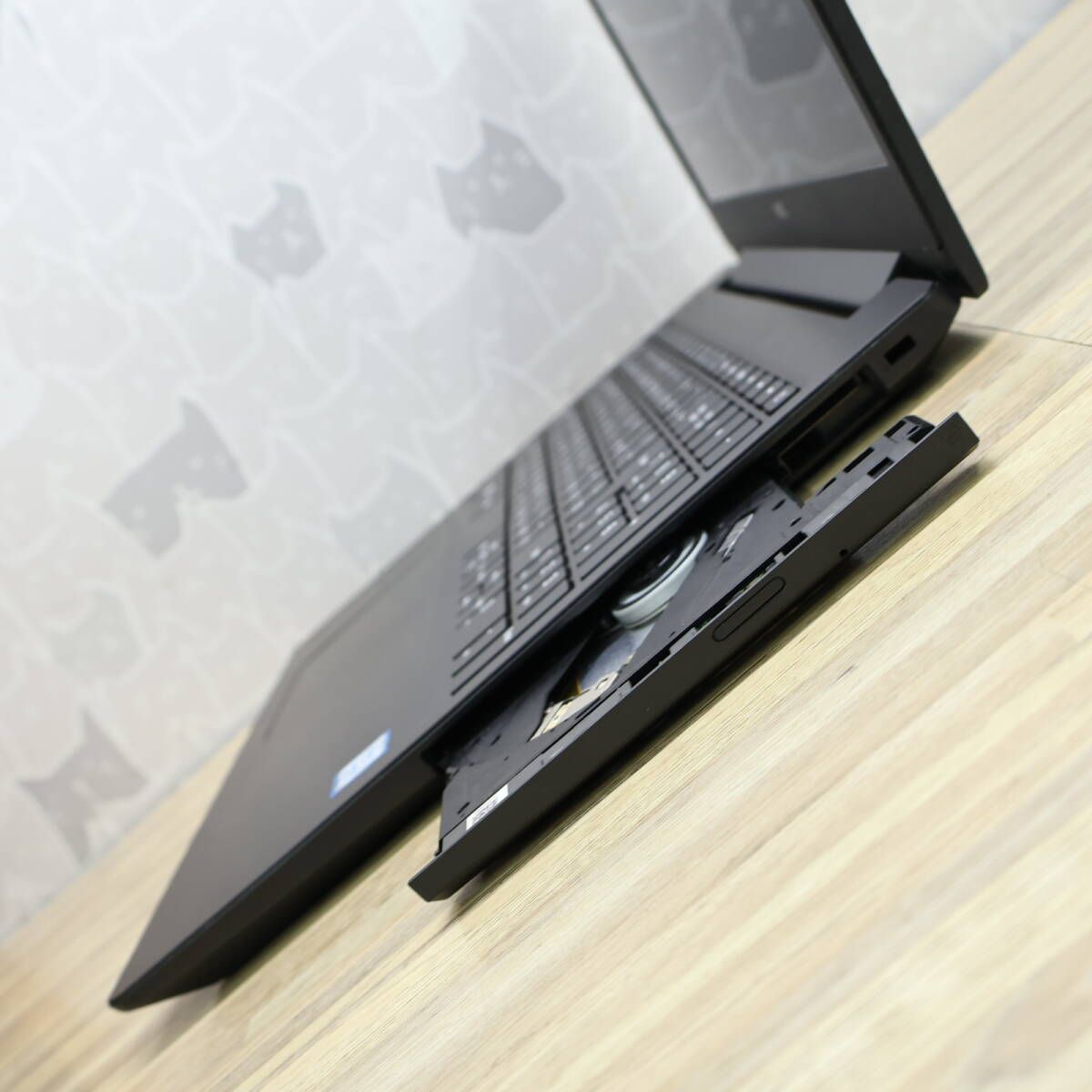 ☆超美品 高性能8世代i3！SSD128GB メモリ8GB☆NS300N Core i3-8145U
