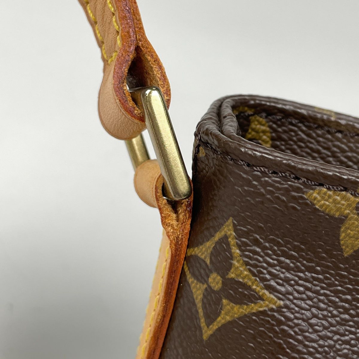 ルイ・ヴィトン Louis Vuitton トロター ポシェット ショルダーバッグ