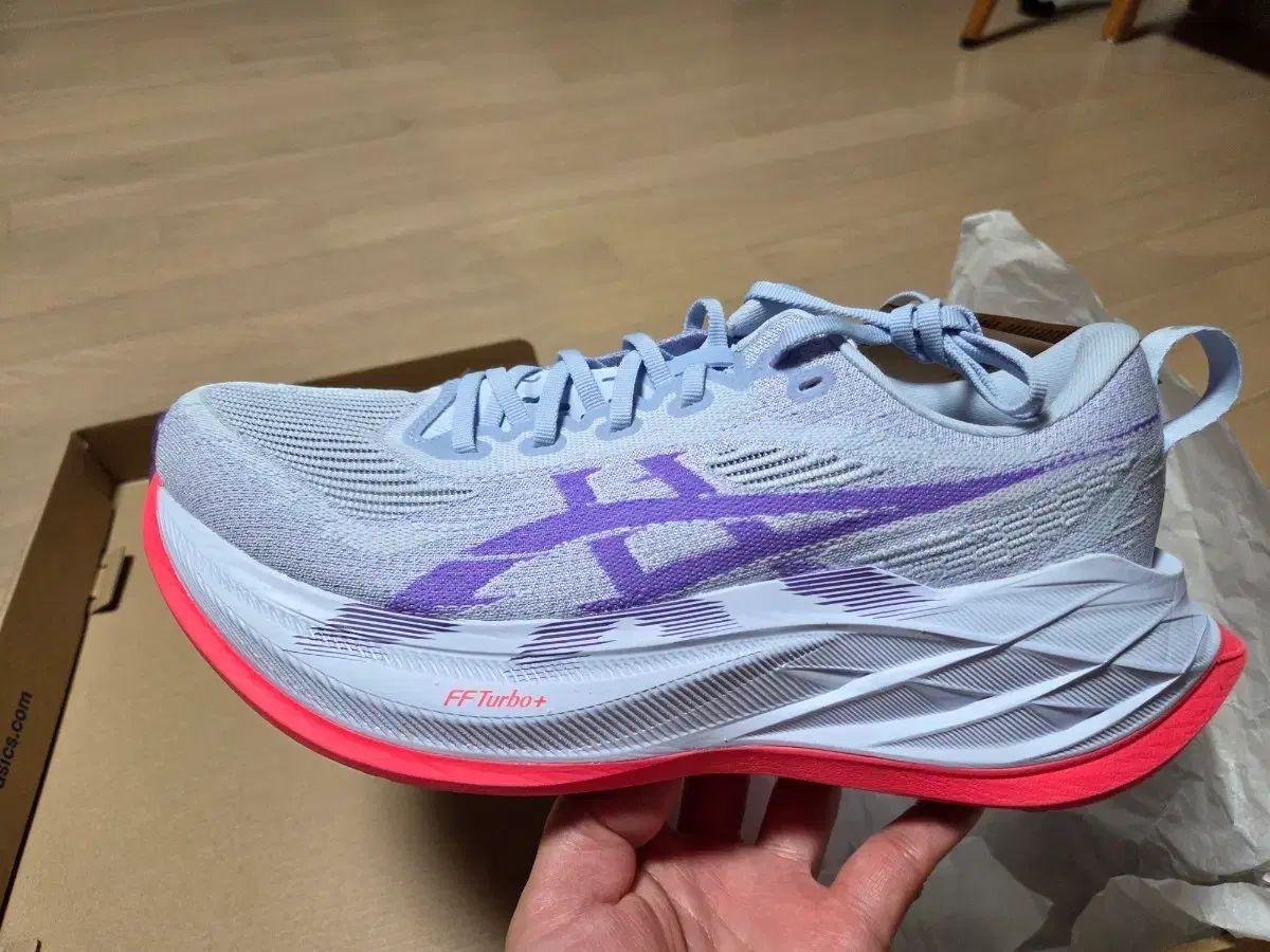 アシックス スーパーブラスト2 265ミリ 新品