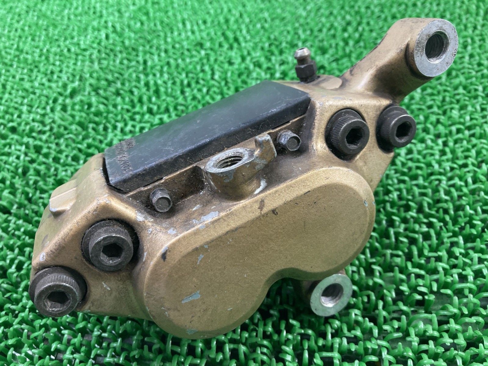 TZR250 フロントブレーキキャリパー ヤマハ 純正 中古 1KT 当時物 レストアなどに Ou