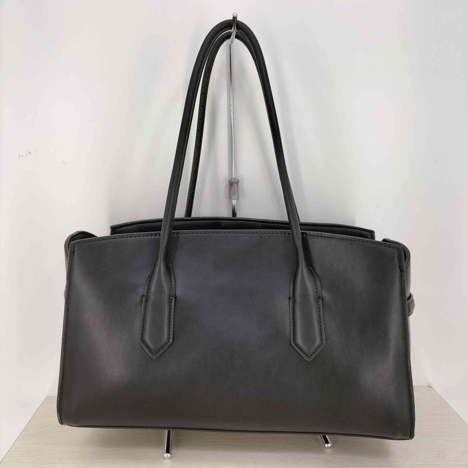 ザラ ZARA 25aw キーチャーム付き トートバッグ レディース M - メルカリ