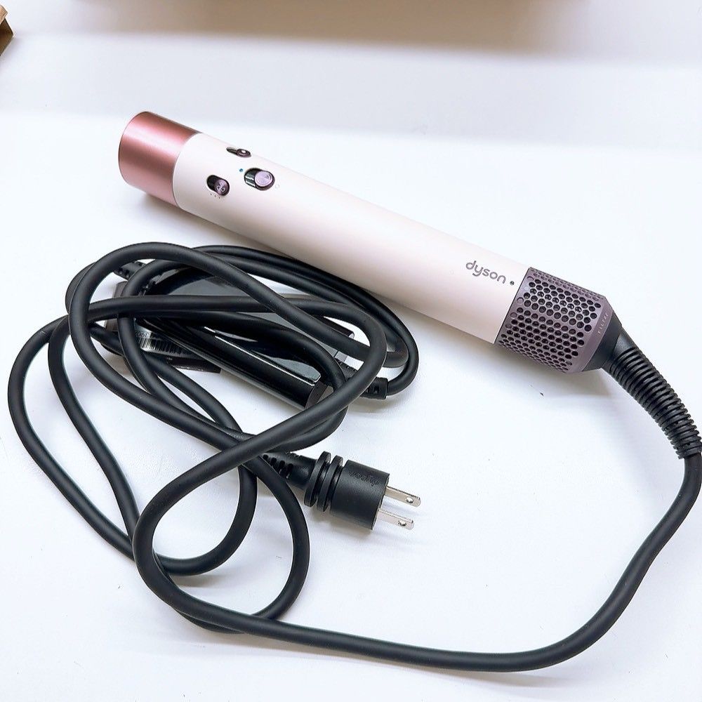 ほぼ未使用》 ダイソン エアラップ マルチスタイラー HS05 Dyson