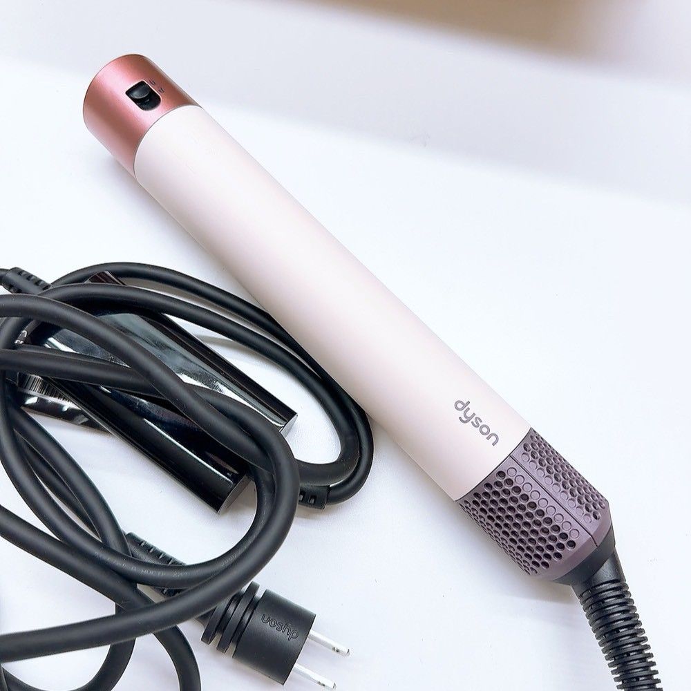 ほぼ未使用》 ダイソン エアラップ マルチスタイラー HS05 Dyson