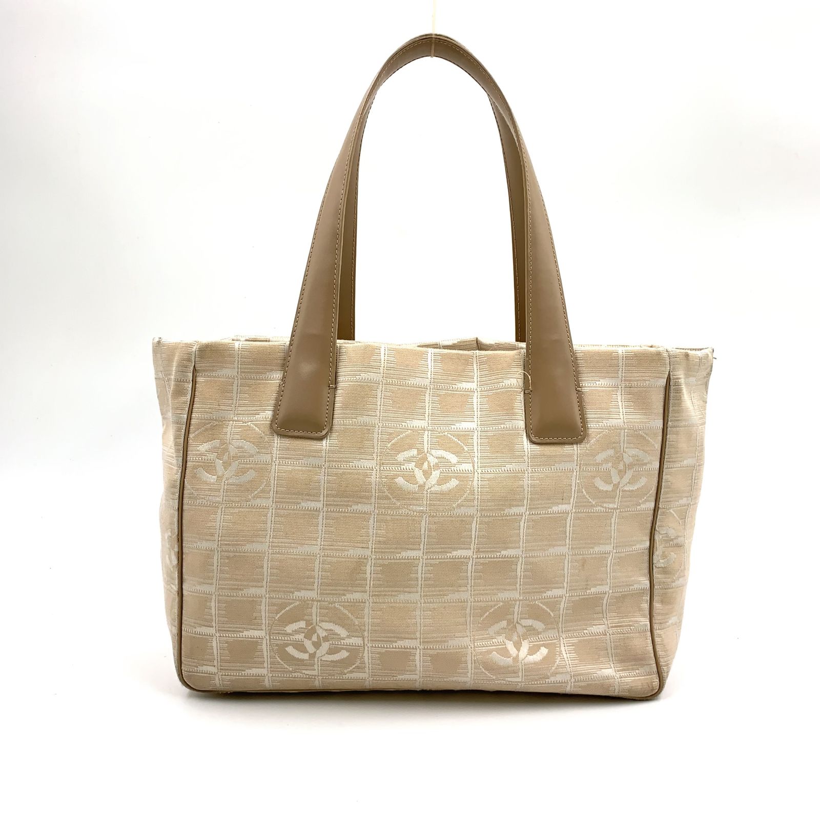 新着】CHANEL ニュートラベルラインPM シリアル番号9番台 レザー