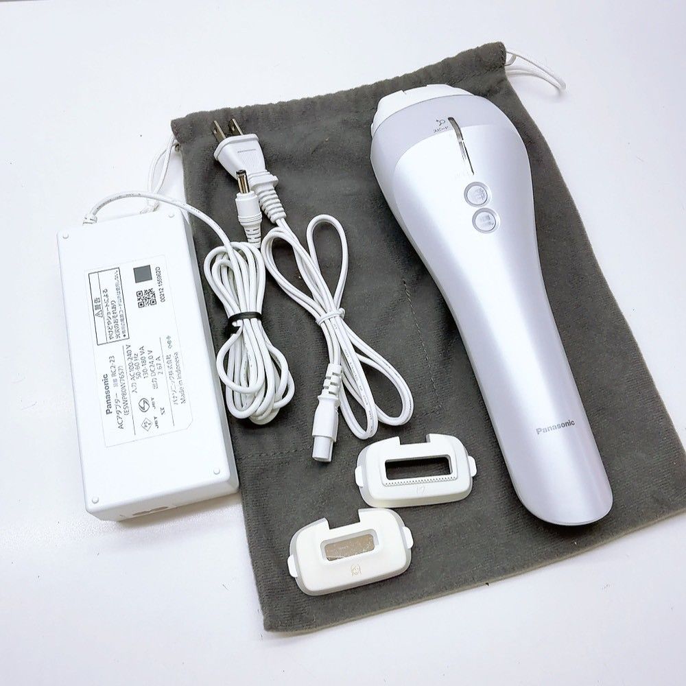 ほぼ未使用＊アタッチメント3つ付き》 Panasonic スムースエピ 光
