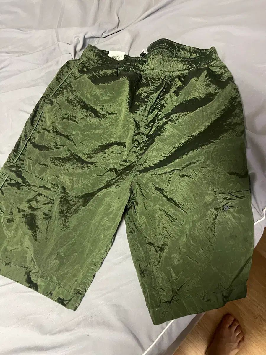 ストーンナイロンワッペンショーツ