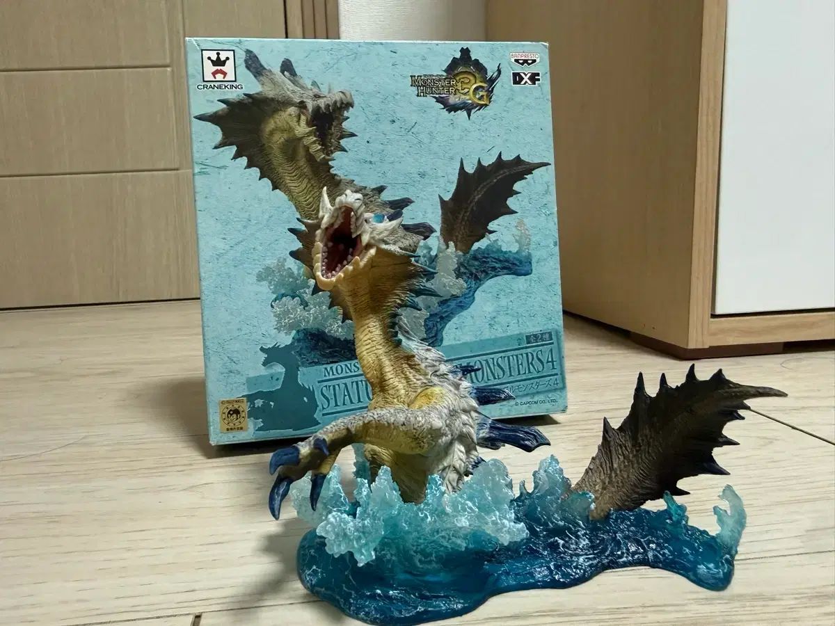 MONSTER HUNTER ラギアクルス スタチュー