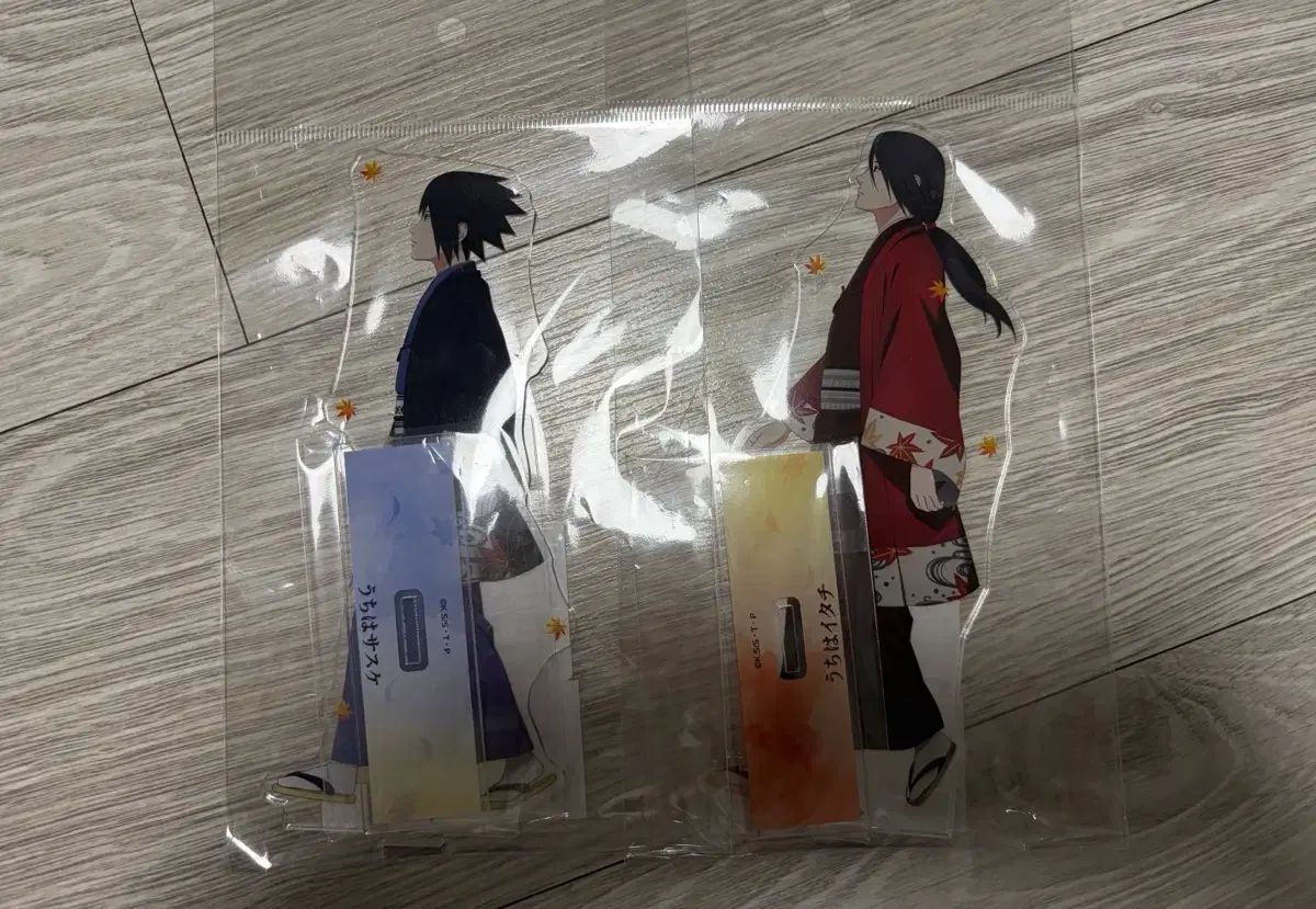NARUTO -ナルト- 季節の散策アクリル (うちは サスケ イタチ まとめ)