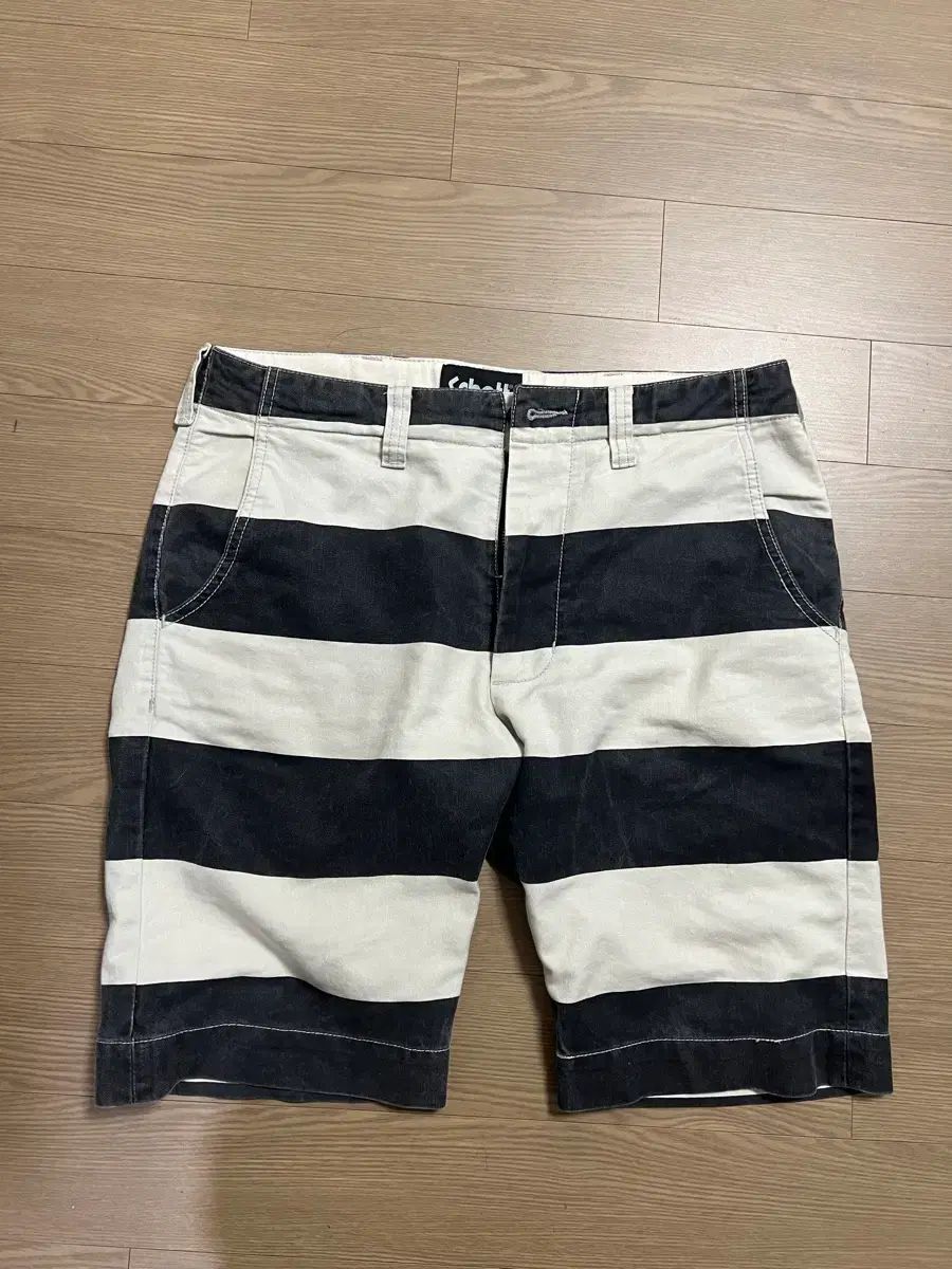 Schott ハーフパンツ