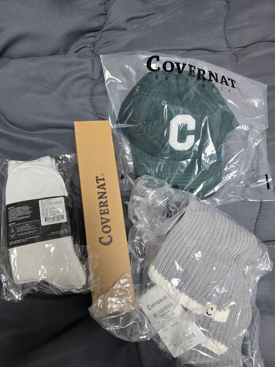 新品) COVERNAT 雑貨 (ベースボールキャップ グリーン/マフラー/傘/靴下 セット)