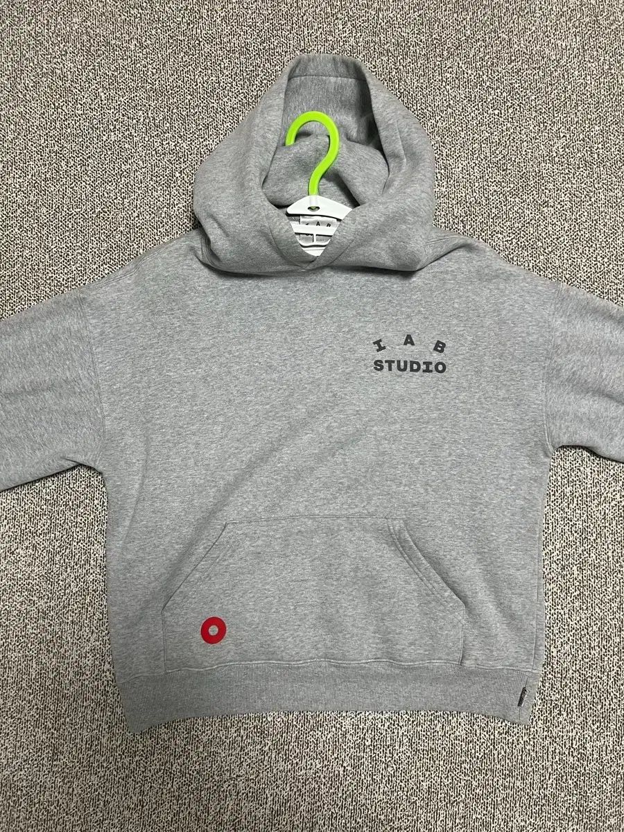 IAB SUDIO WHO Tシャツ グレー ポケット レッド リング バージョン
