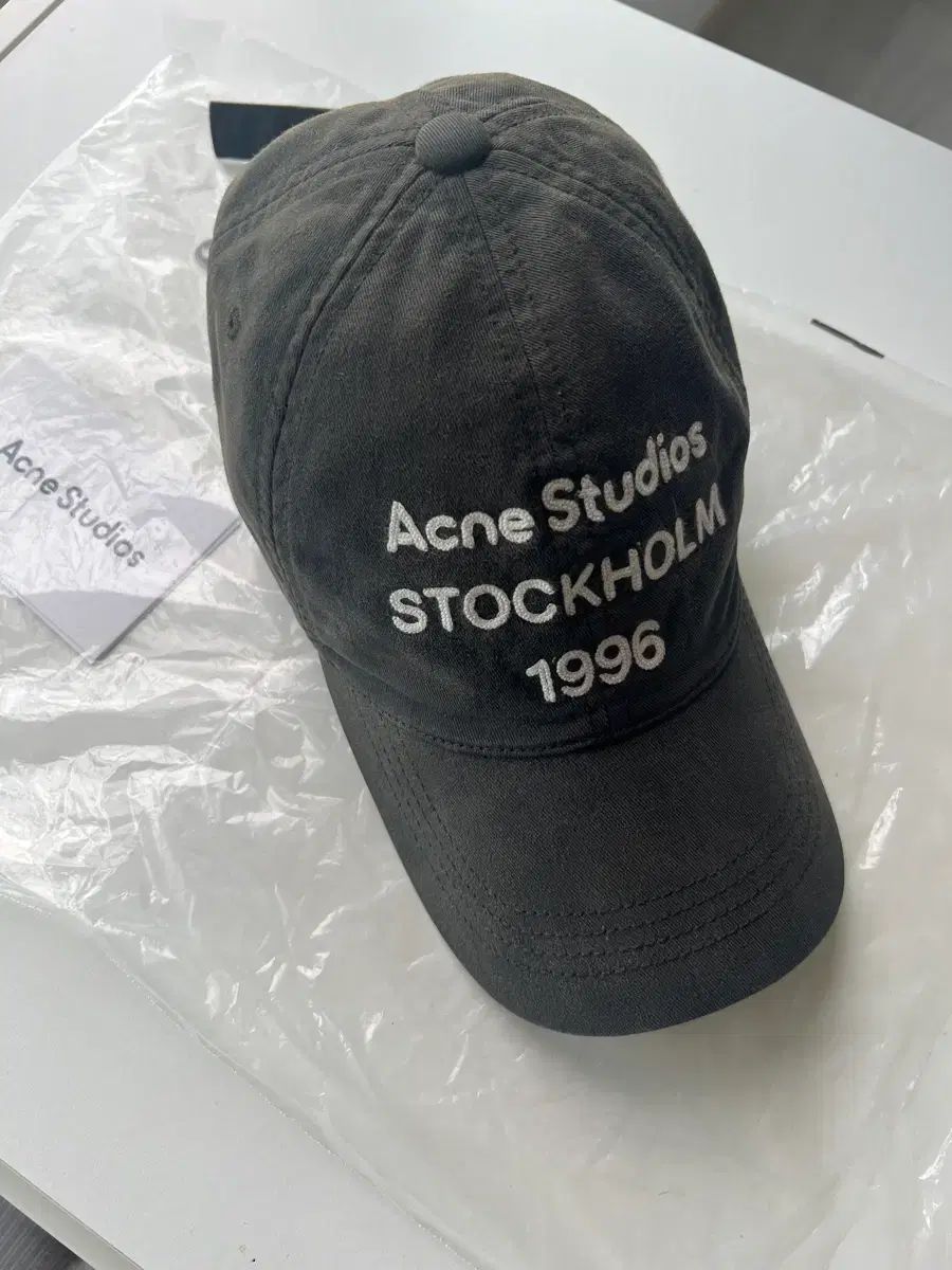 Acne Studios アクネストゥディオズ ベースボールキャップ