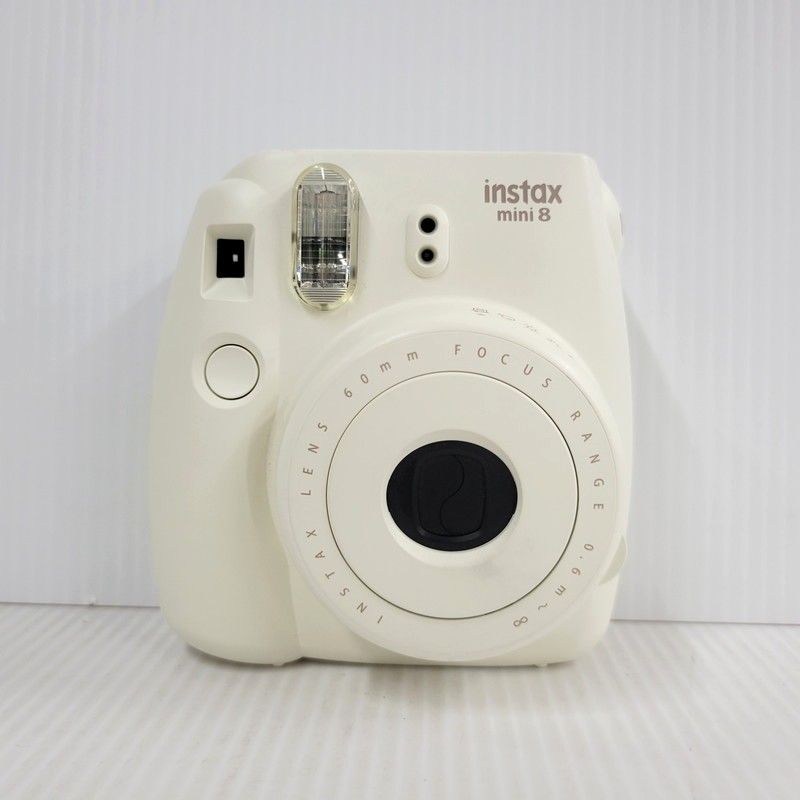 中古品 富士フイルム FUJIFILM チェキ instax mini 8 ホワイト 094