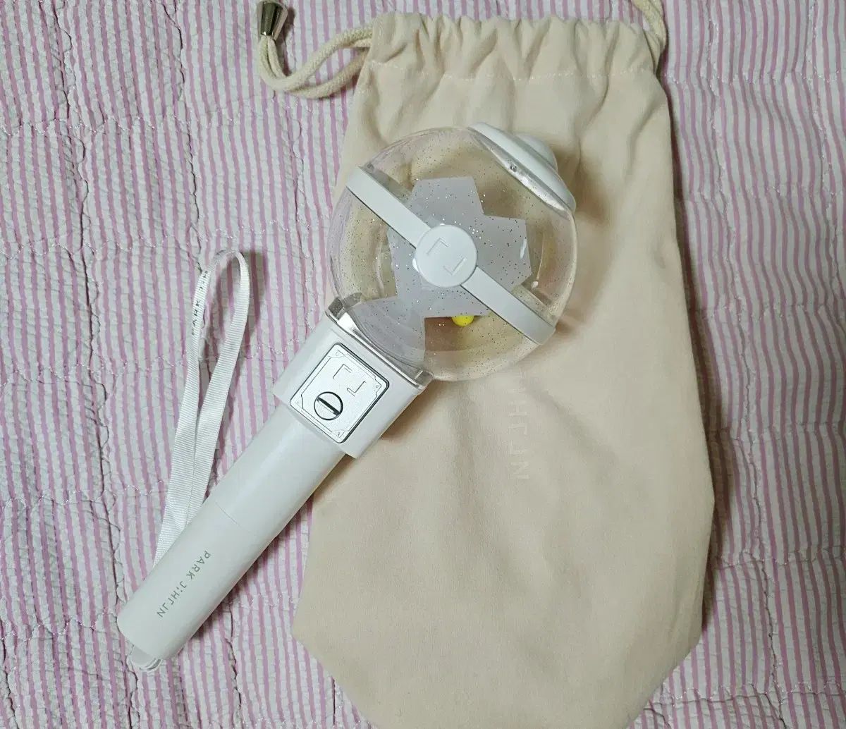パク・ジフン(PARK JIHOON) ペンライト 応援棒 新品