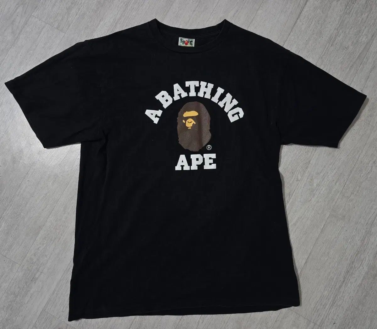 (正規品) A BATHING APE カレッジ 半袖 Tシャツ XL (ブランド メンズ レディース シャークフーデッド)