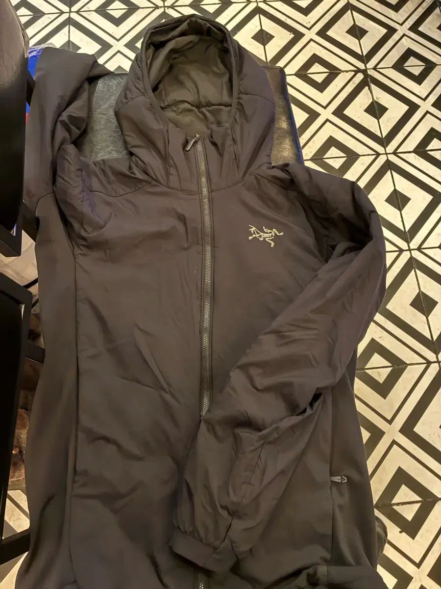 ARC'TERYX アークテリクス Atom(アトム)フーディー S