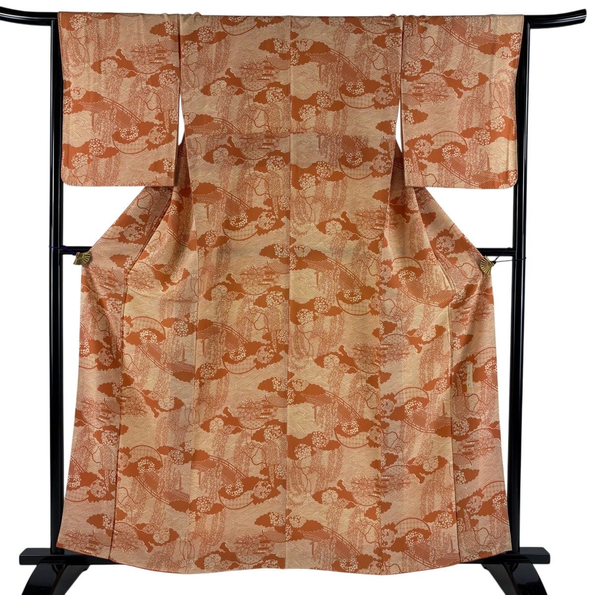【美品】 小紋 身丈161cm 裄丈65cm M 袷 人間国宝 南部芳松 落款 波 花丸文 オレンジ 正絹 秀品 【中古】