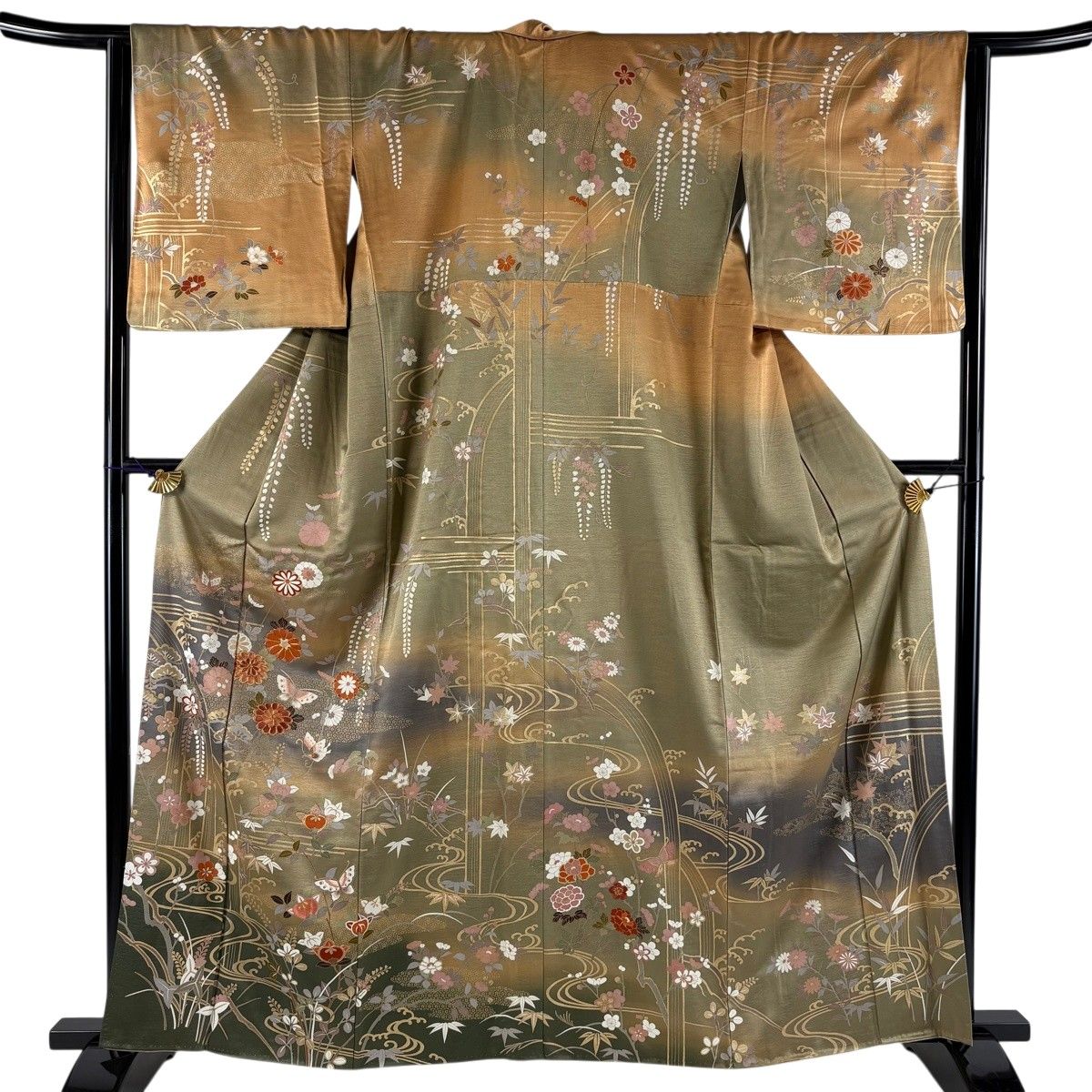 訪問着 身丈161cm 裄丈65cm M 袷 菊 蝶 金糸 金彩 薄茶色 正絹 秀品 【中古】