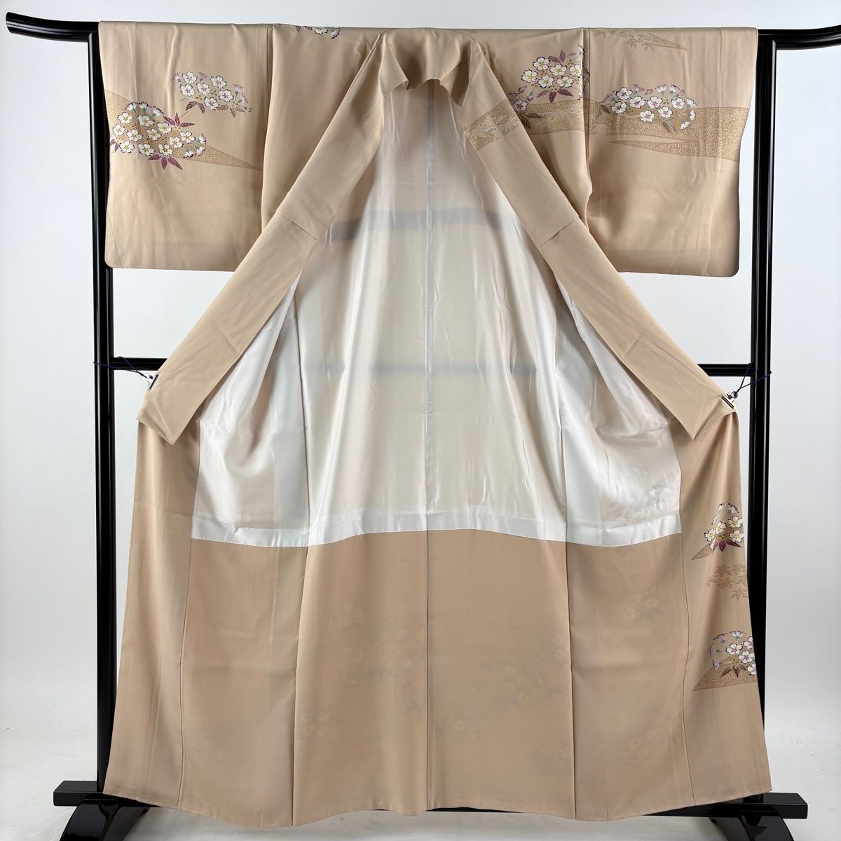 美品】 訪問着 身丈159cm 裄丈64cm M 袷 落款 桜 楓 金彩 ベージュ