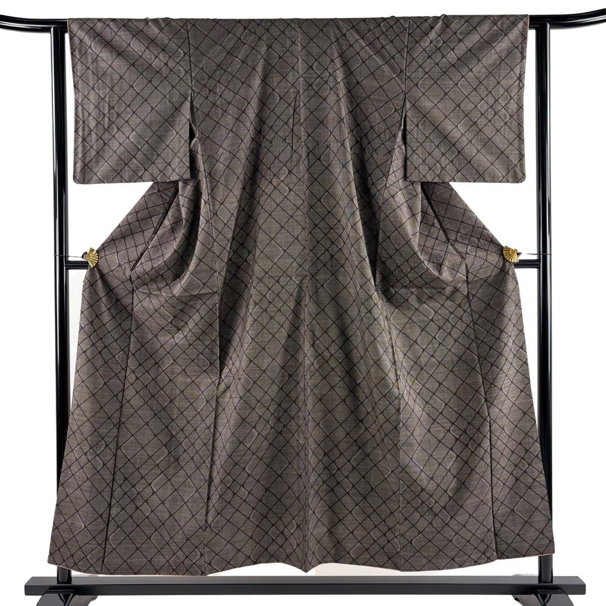 【美品】 大島紬 身丈154cm 裄丈62cm S 袷 純泥染 証紙 格子 焦茶色 正絹 名品 【中古】