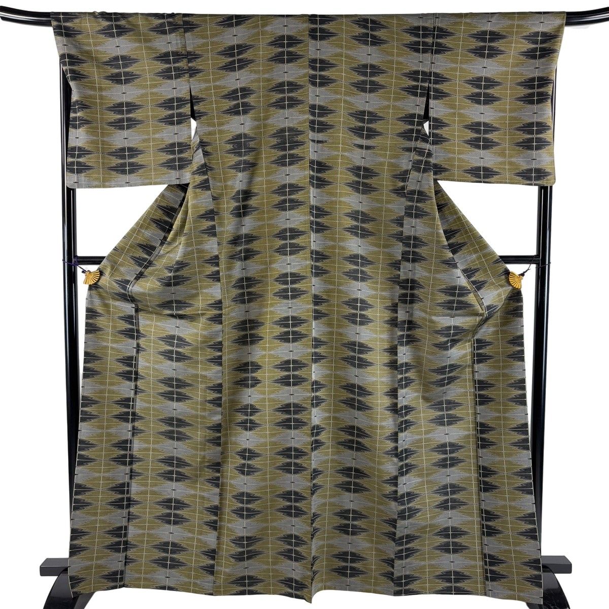【美品】 お召 身丈166cm 裄丈68.9cm L 単衣 幾何学 変わり格子 灰緑 正絹 秀品 【中古】