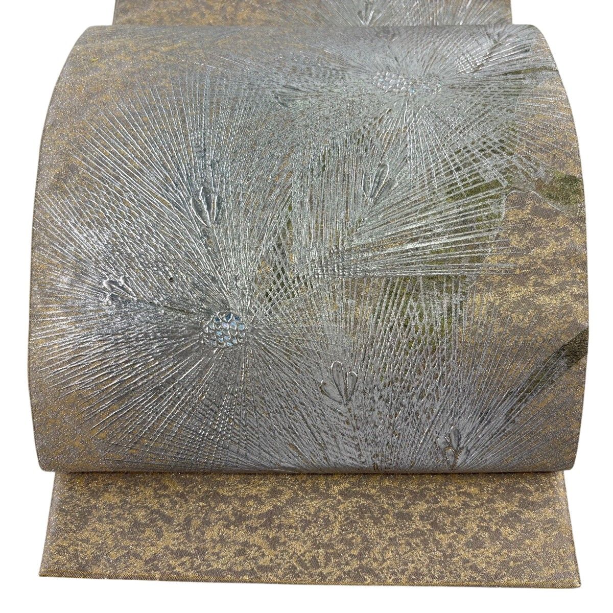 【美品】 袋帯 名品 堀省平 落款 関西仕立て 嵯峨つづれ 若松 金銀彩 金糸 金色 お太鼓柄 正絹 【中古】 11,534円