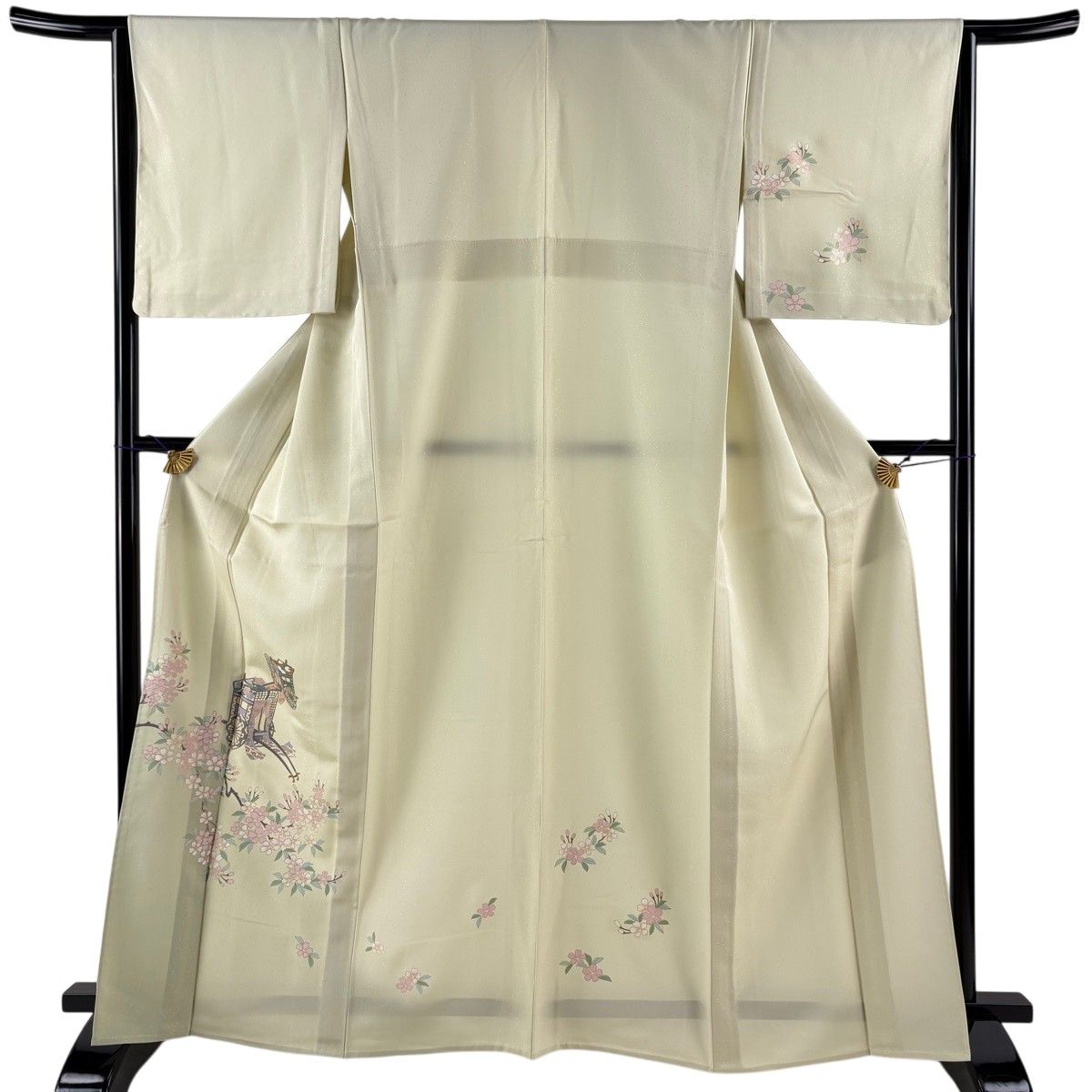 付下げ 身丈164cm 裄丈64cm M 単衣 御所車 桜 金彩 ぼかし 薄緑 正絹 秀品 【中古】
