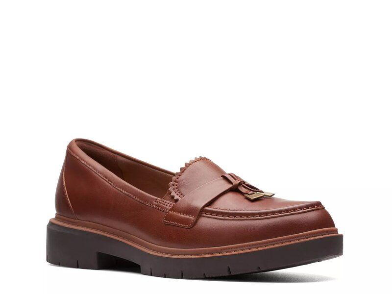 クラークス レディース シューズ スリッポン・ローファー Clarks Westlynn Bella Loafer Tan Cognac Leather タン