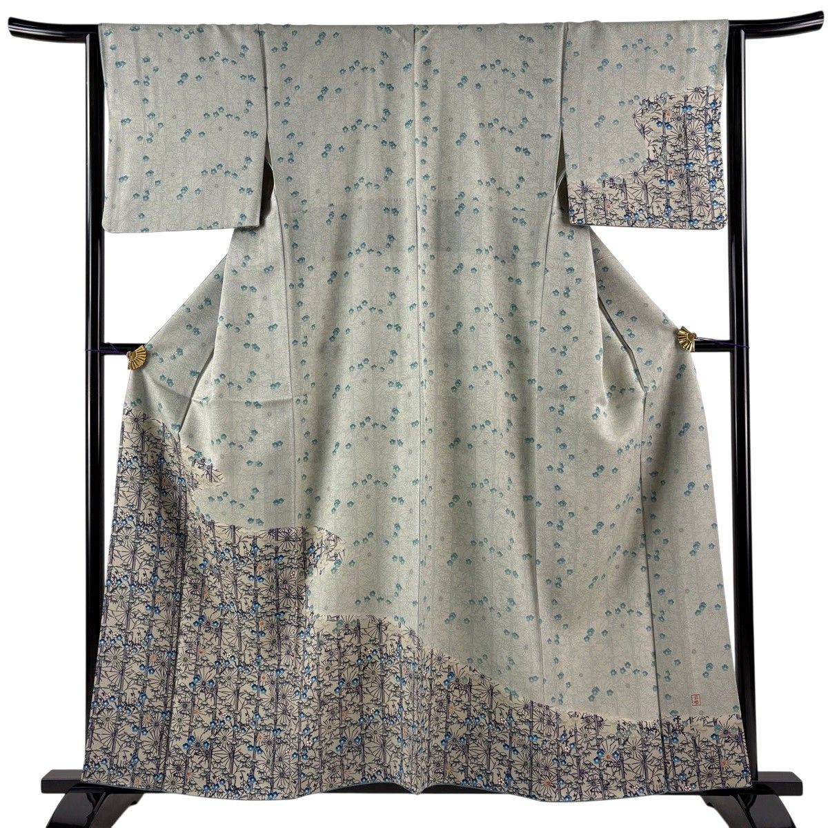 【美品】 訪問着 身丈158cm 裄丈63cm S 袷 城間栄順 琉球紅型 落款 ヱ霞 松竹梅 灰緑 正絹 逸品 【中古】