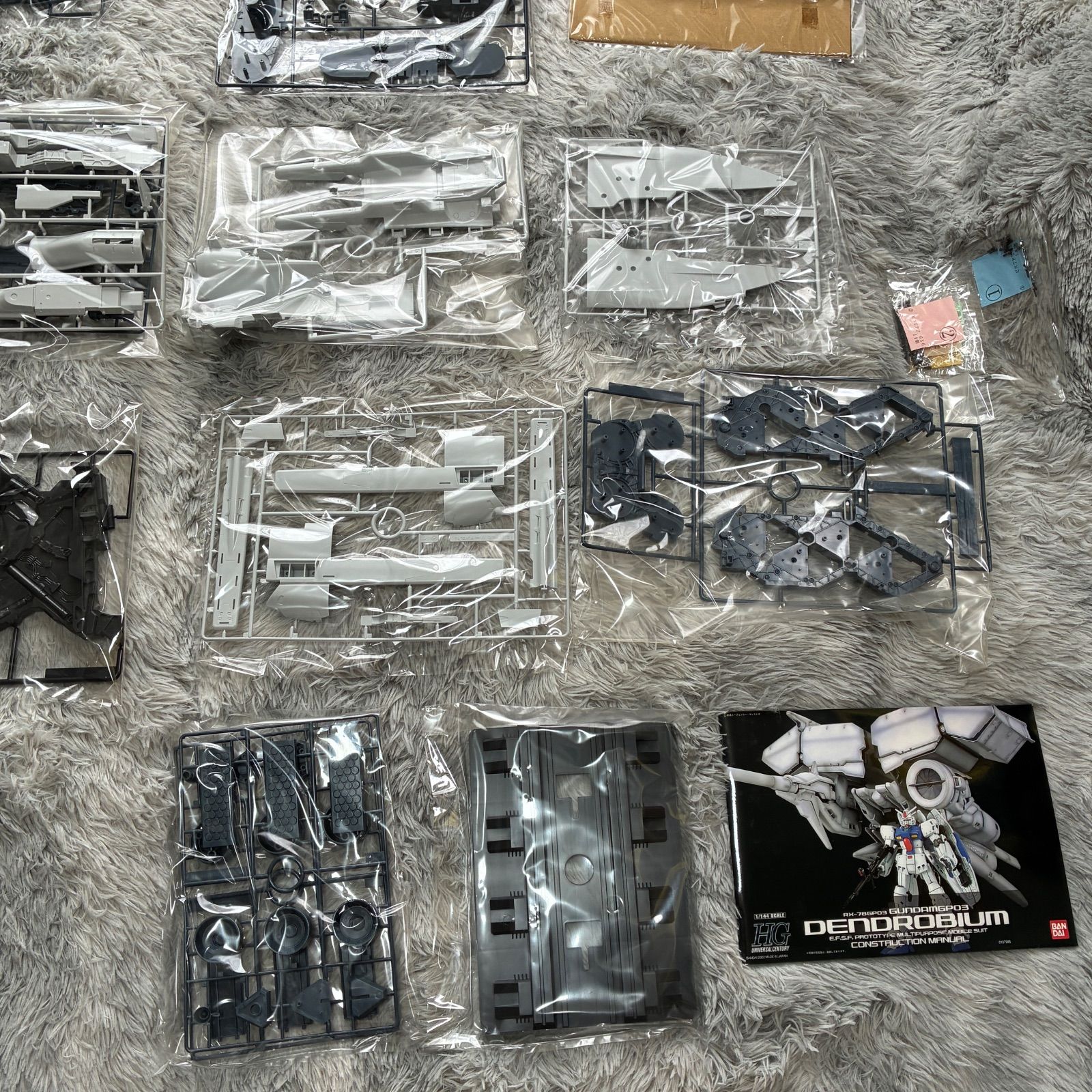 バンダイ HGUC 1/144 ガンダムGP03 デンドロビウム プラモデル 初回