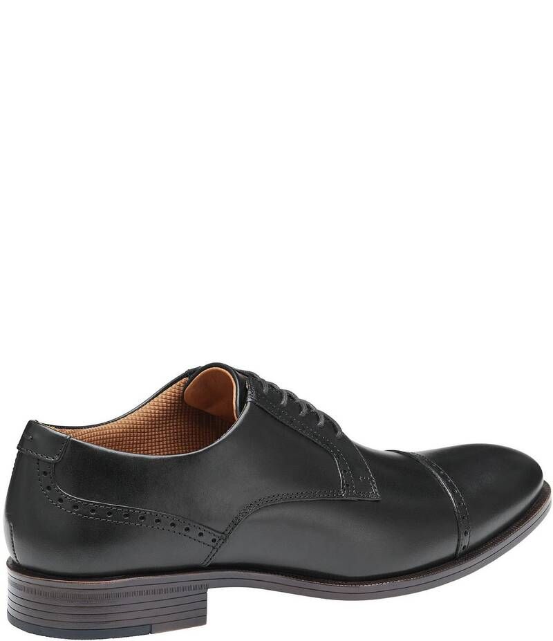 ジョンストンアンドマーフィー メンズ シューズ ドレスシューズ オックスフォード ブローグ キャップ レザー Johnston Murphy Mens Reeve Leather Cap Toe Brogue Detail Oxfords Black ブラック