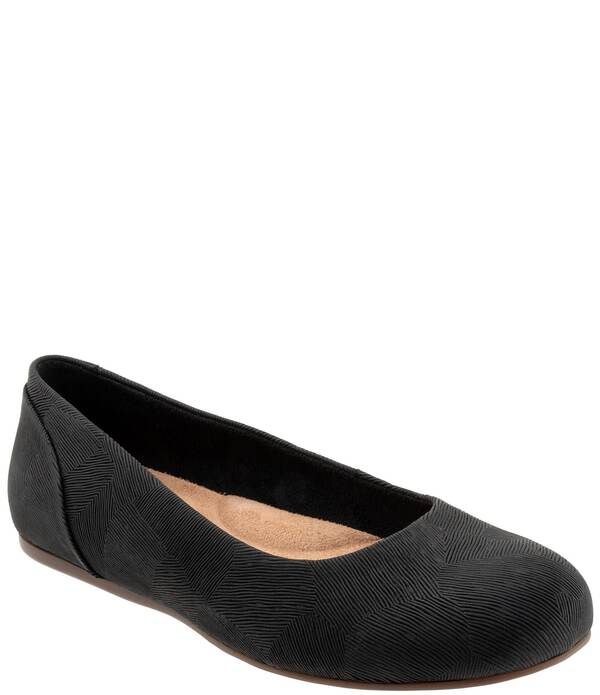 ソフトウォーク レディース シューズ パンプス レザー SoftWalk Sonoma Textileather Flats Black Embossed ブラック