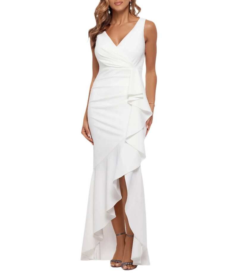 ベッツィアンドアダム レディース トップス ワンピース Vネック フリル ノースリーブ Betsy Adam Sleeveless VNeck Spiral Ruffle Cascade Gown White ホワイト