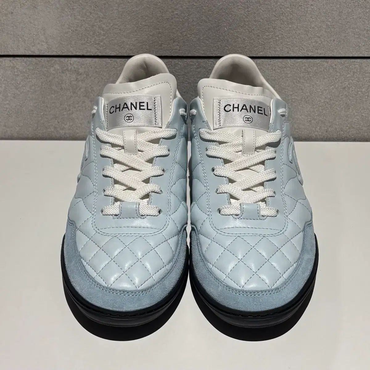 シャネル CCロゴ SHINee(シャイニー)スニーカー シャネル CCロゴ SHINee(シャイニー)スニーカー