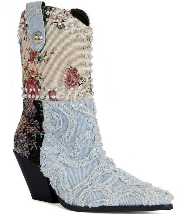 アザレア ワン レディース シューズ ブーツ・レインブーツ フラワー柄 パッチワーク デニム フラワー Azalea Wang Akari Denim and Floral Patchwork Studded Western Booties Denimulti