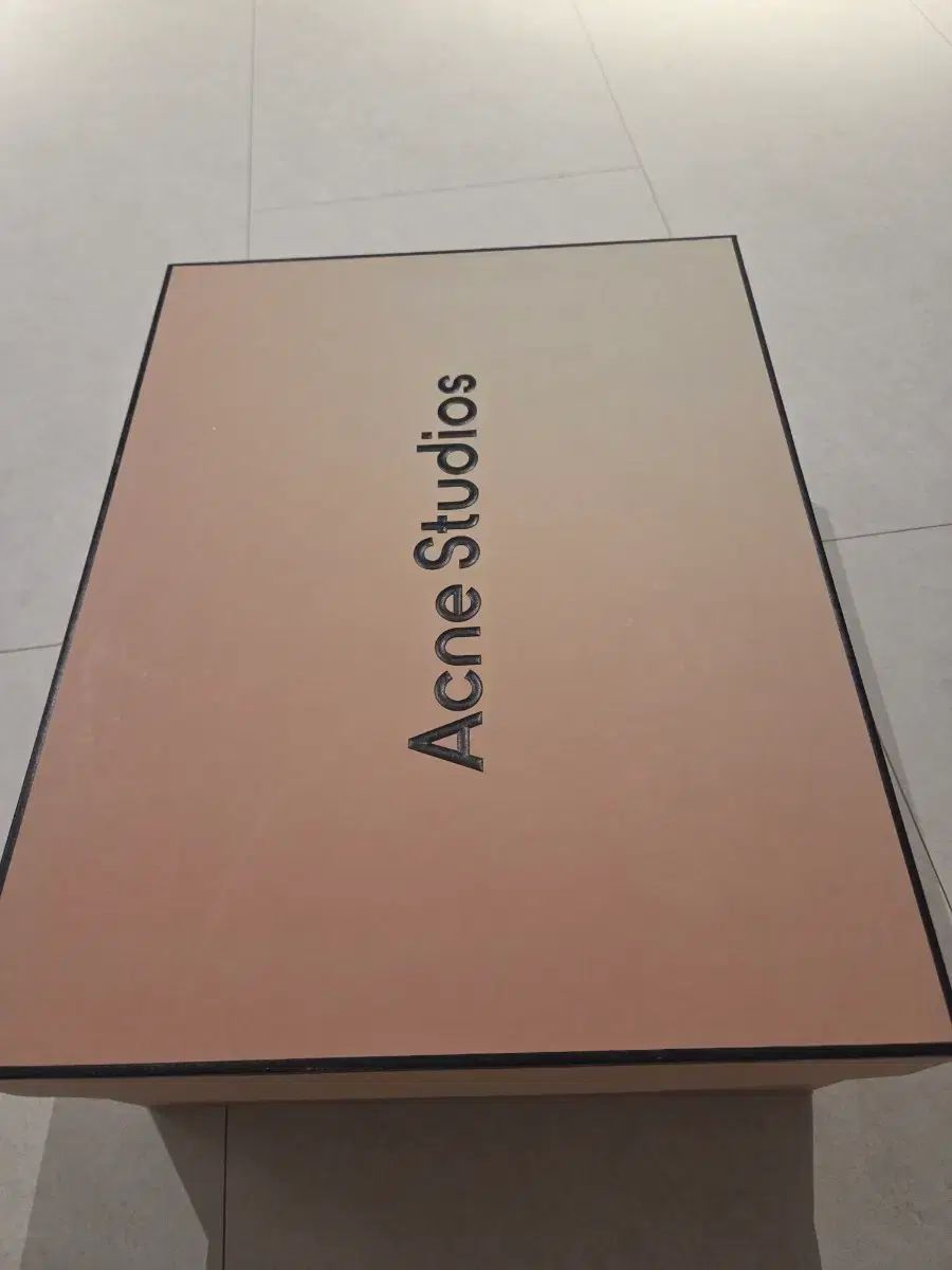 新品 Acne Studios アクネストゥディオズ スニーカー