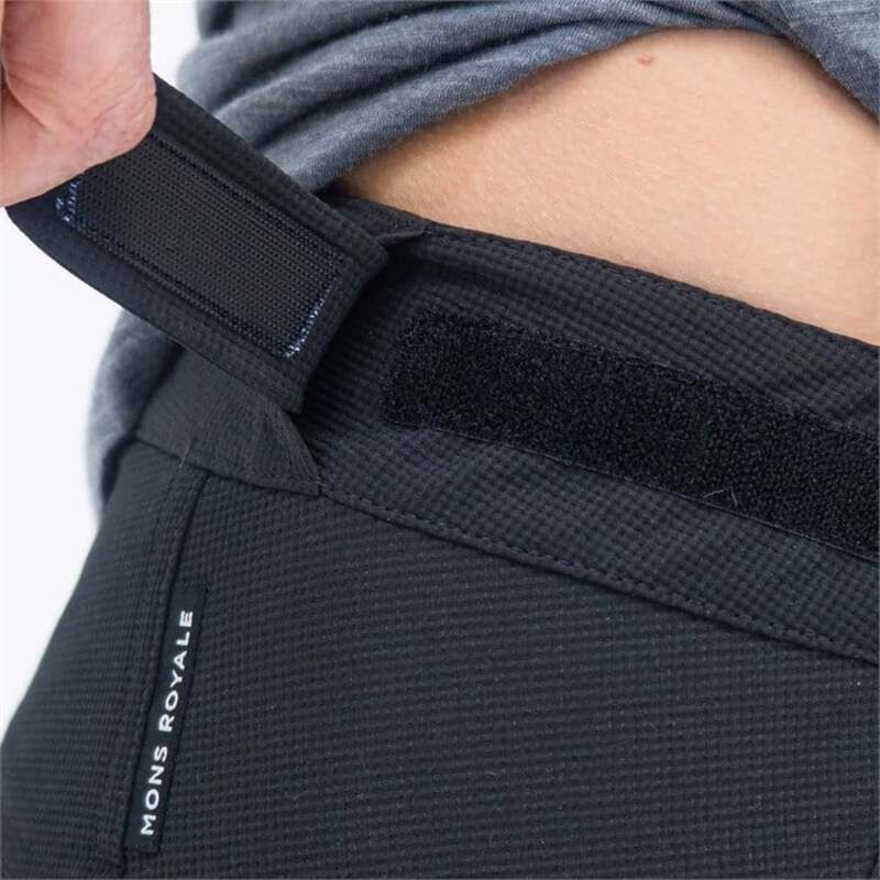 モンスロイヤル レディース ボトムス カジュアルパンツ MONS ROYALE Momentum Pants Womens Black ブラック モンスロイヤル レディース ボトムス カジュアルパンツ MONS ROYALE Momentum Pants Womens Black ブラック