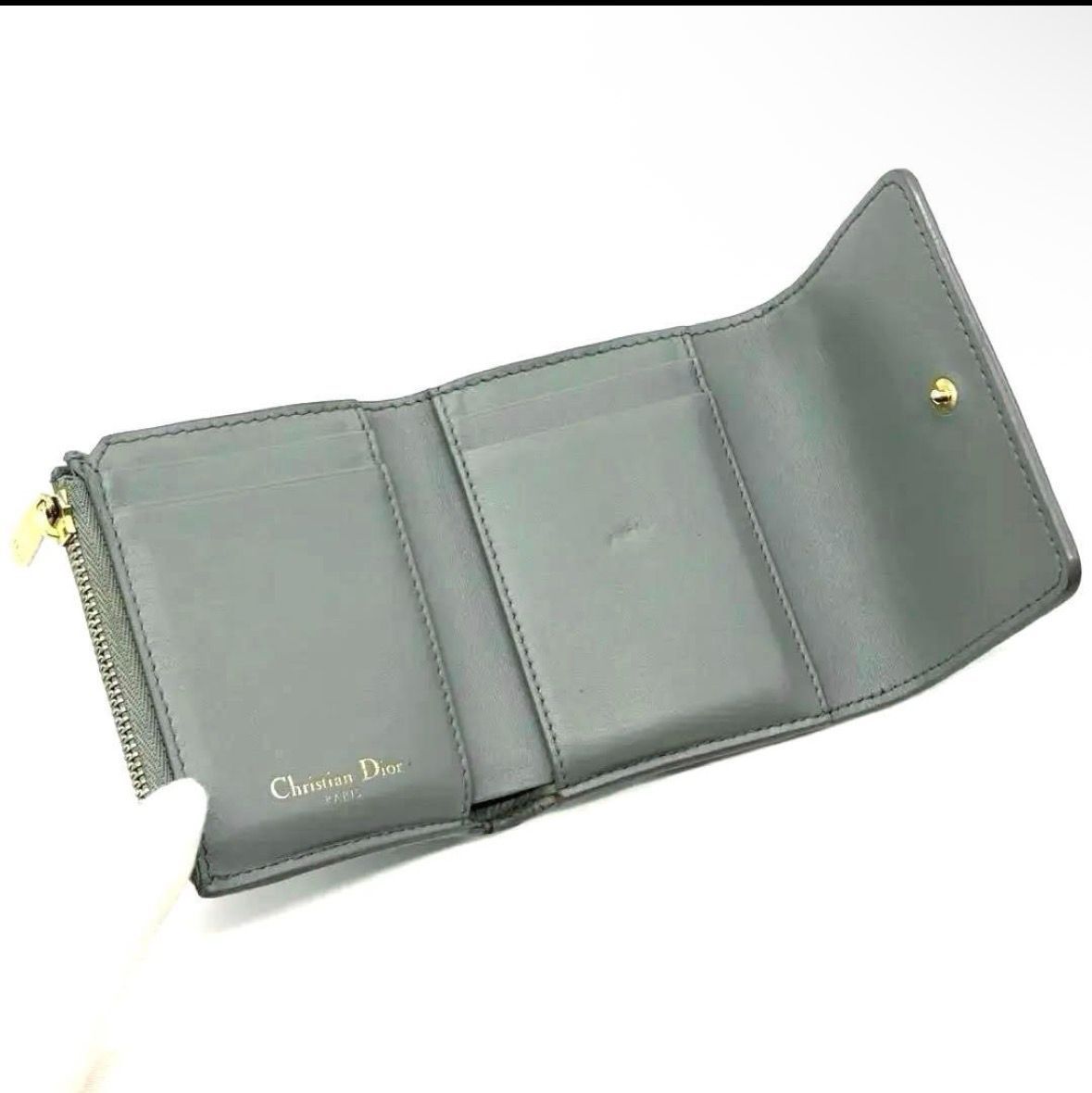 人気品】Dior ディオール 30モンテーニュ 三つ折り財布 グレー レザー