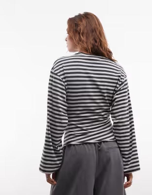 ウィークデイ レディース トップス Tシャツ ウエストマーク Weekday cinched waist long sleeve Tshirt melange Gray melange グレー ウィークデイ レディース トップス Tシャツ ウエストマーク Weekday cinched waist long sleeve Tshirt melange Gray melange グレー