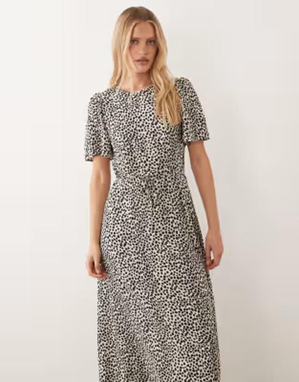 ヴィラ レディース トップス ワンピース ドット柄 ドット ミディ VILA tie waist polka dot midi dress in cream and Sandshell DOT クリーム
