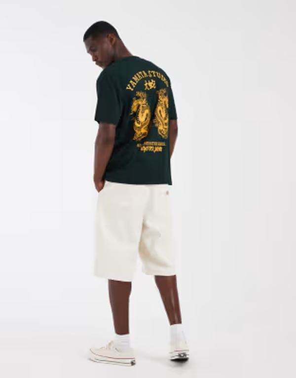 エイソス メンズ トップス Tシャツ グラフィック ASOS DESIGN relaxed Tshirt with dragon graphic in dark Scarab グリーン