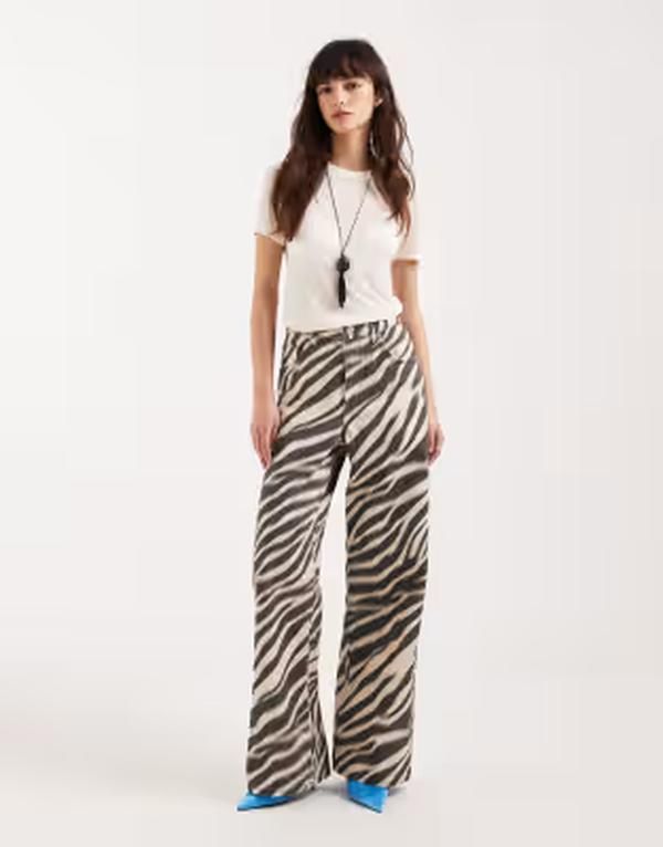 マンゴ レディース ボトムス デニムパンツ プリント コットン ジーンズ Mango Zebri 100 cotton straight jeans in zebra print Zebra print アニマル